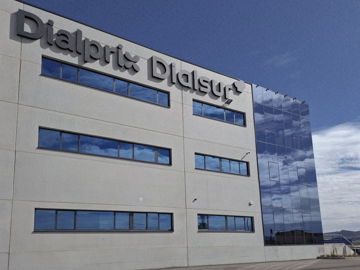 Dialprix vuelve a aliarse con la yeclana Inurban para estrenar su primer supermercado en San Javier