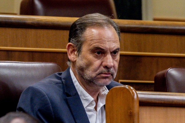 El Supremo descarta enviar a Ábalos a prisión tras el informe de la UCO sobre sus 