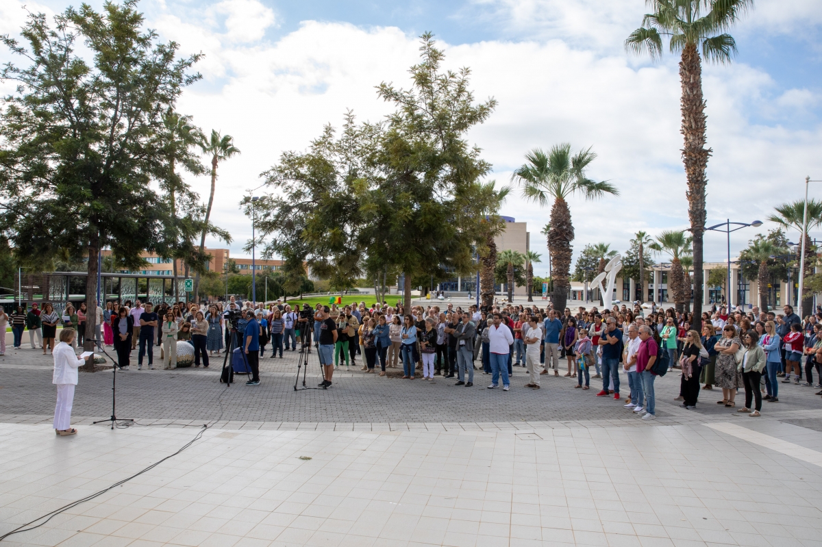 L'UJI realitza una concentració silenciosa 