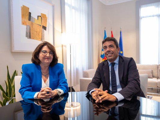 Mazón y la rectora de la UA acuerdan explorar un campus para compartir prácticas y nuevos grados 