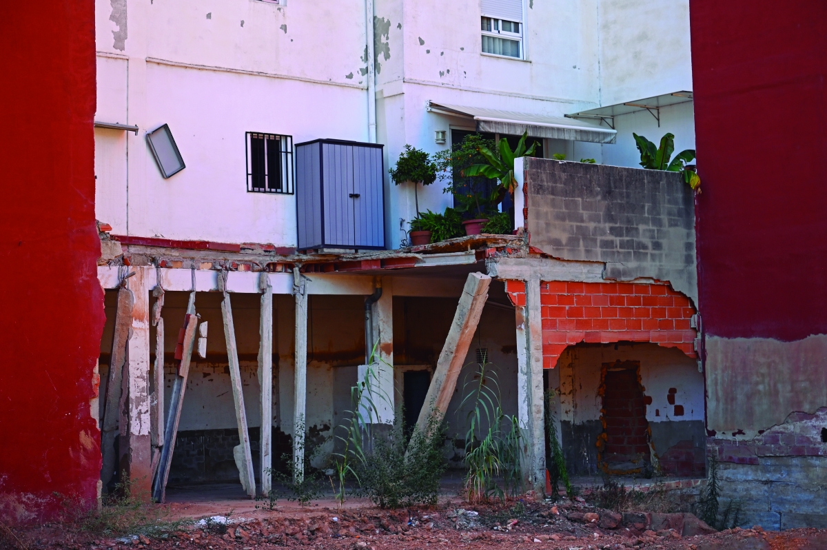 Edificio en una de las calles de Paiporta en la actualidad - Alfons Rodríguez Edificio en una de las calles de Paiporta en la actualidad