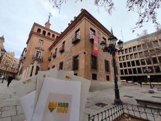 Huermur pone sobre la mesa del Ministerio de Cultura sus reivindicaciones sobre el patrimonio de la Región y demanda su colaboración