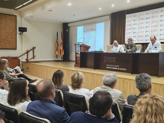 Gómez destaca como objetivo prestigiar a médicos de Familia con el decreto de Atención Primaria