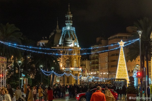 Elecfes volverá a encargarse de iluminar la Navidad de Cartagena este año