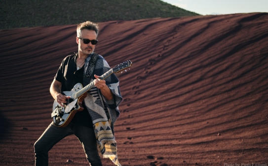 Twanguero llega a la sala Euterpe con su nuevo espectáculo 'Soñando California'