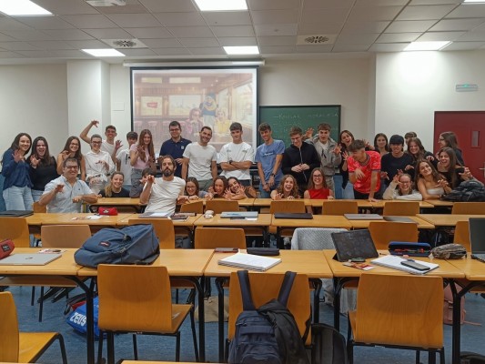 La UJI impulsa una mediación cultural que conecta la formación universitaria con la creación artística