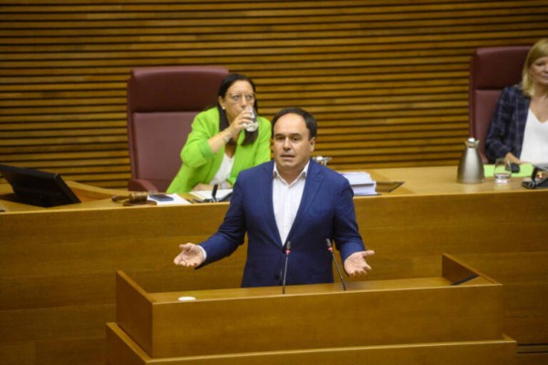 Los escaños de Vox no son del PP
