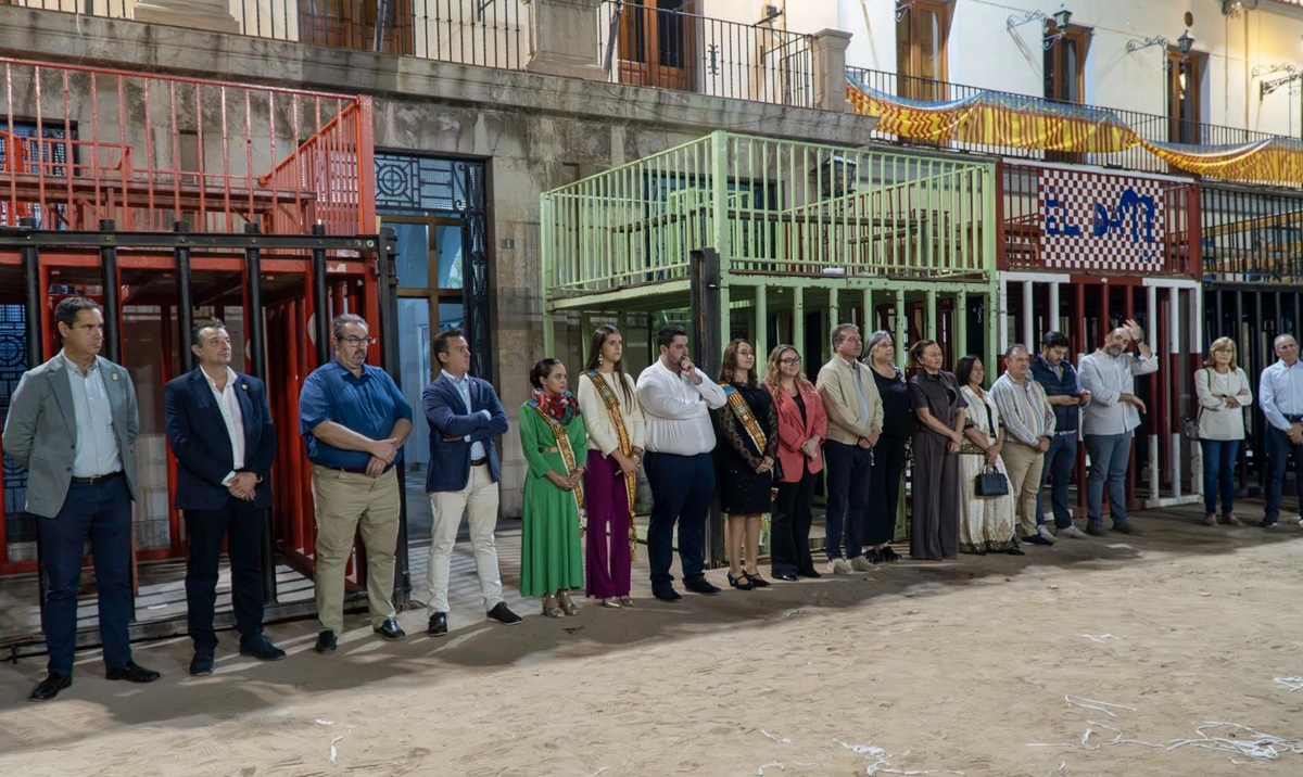 Nules inicia la semana con actos festivos y una visita a los usuarios del Centro Respira y Alzheimer 