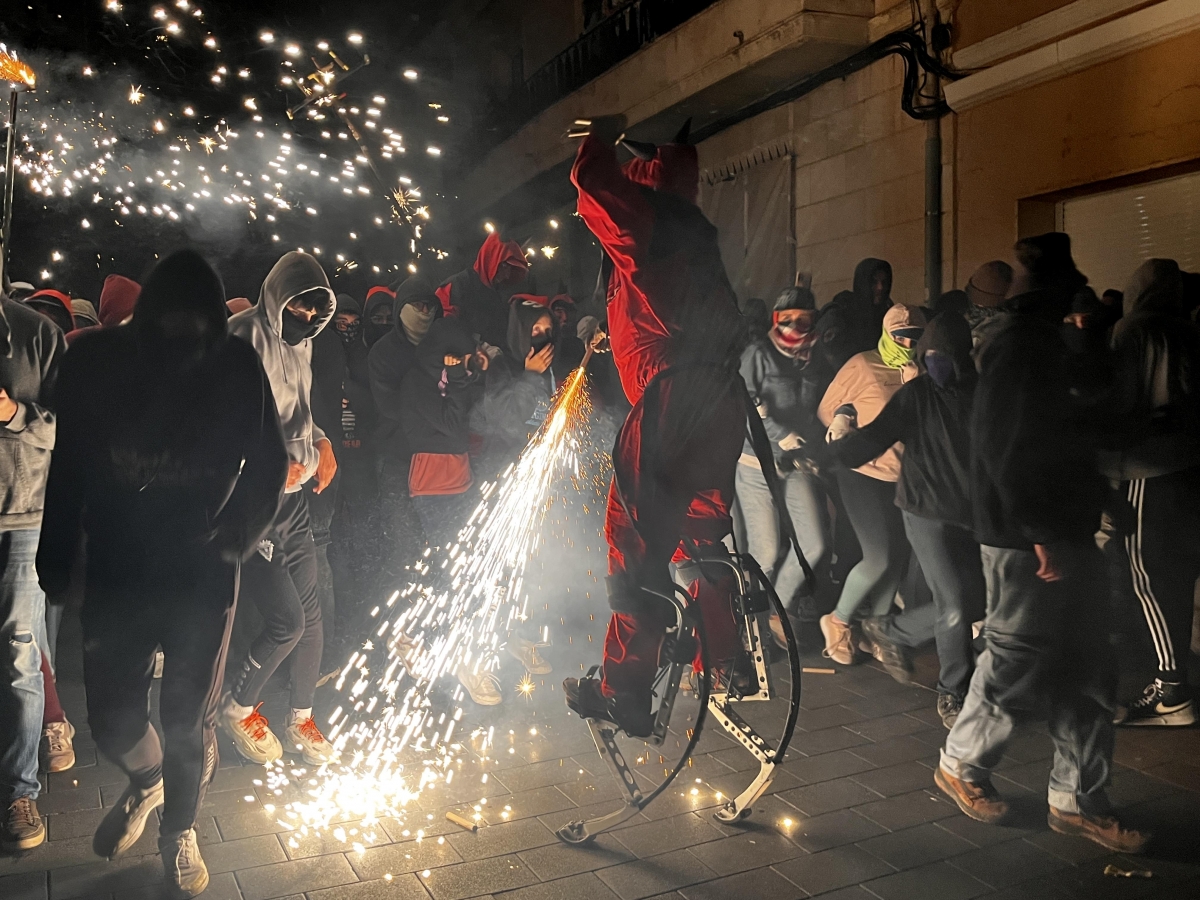 Petrer cancela las actividades al aire libre del 9 de octubre y traslada el acto al Teatro Cervantes