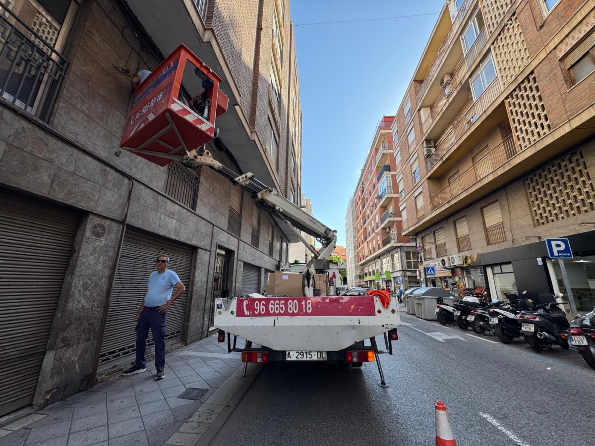 Obras en la calle Ángel -  - AP