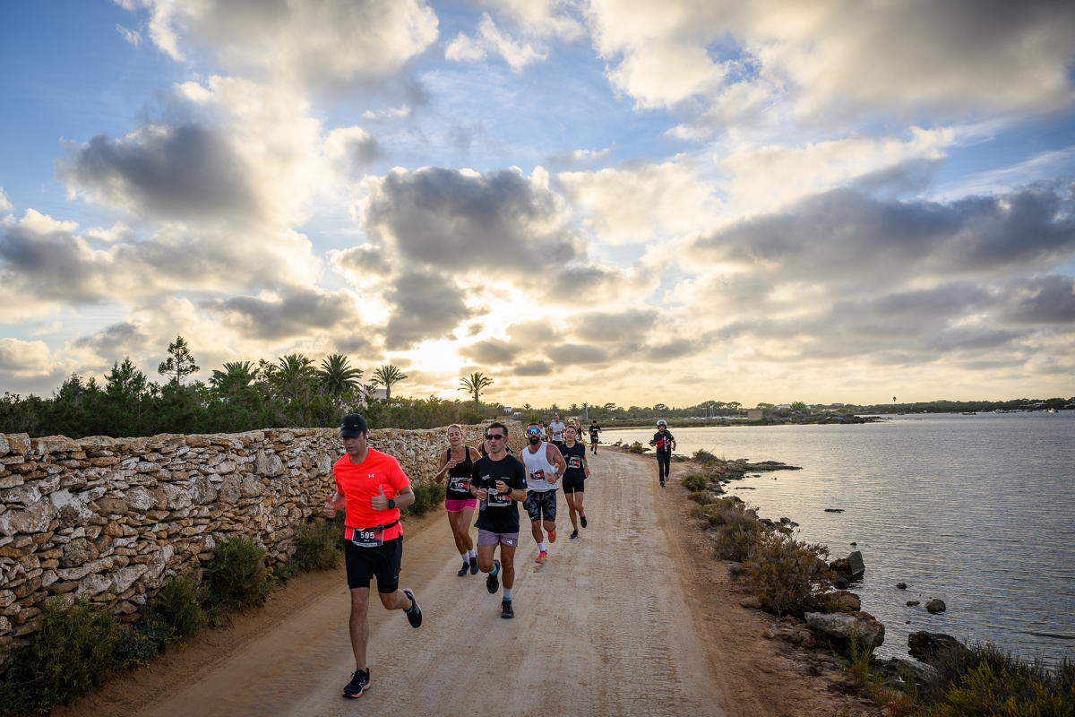 Running, música y gastronomía en el paraíso: vuelve la 15K Formentera Sunset Run