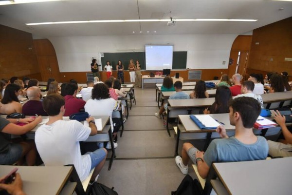 Educación selecciona 15 asesores territoriales de innovación para los centros de la Comunitat