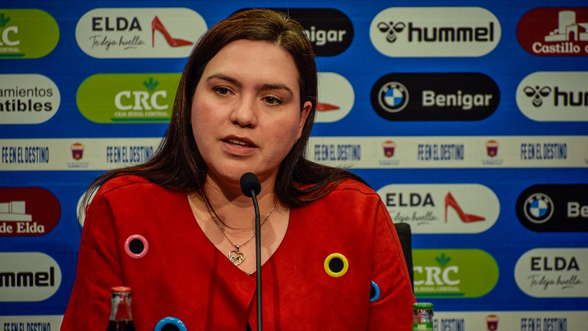 Carolina Holguín quiere llevar al Deportivo Eldense 