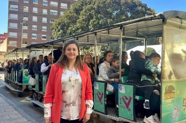 Castelló presenta una ruta especial del tren turístico por el 9 de Octubre dedicada al rey Jaume I
