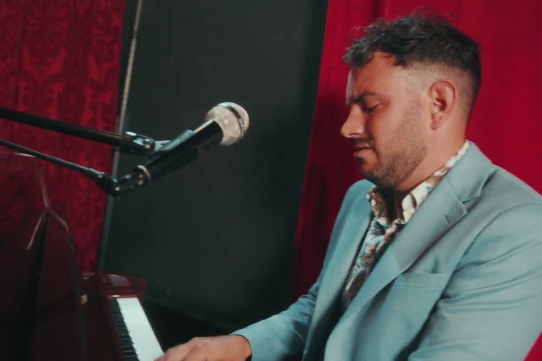 El pianista Alberto Burguez - 