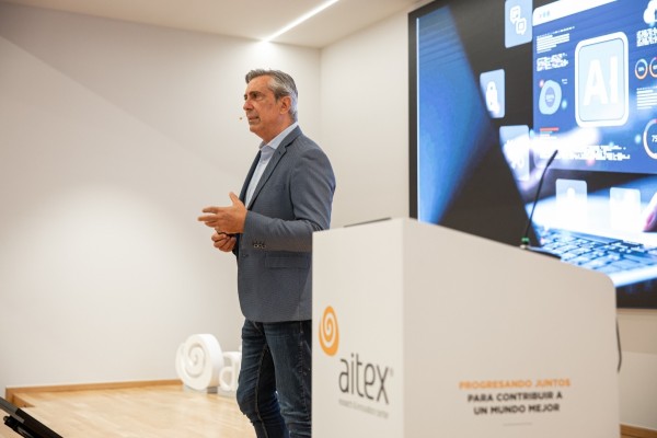 Seminario en Aitex con el experto Álex López: 