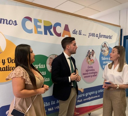Murcia se interesa por el Centro de Consumo de Alicante para replicar su modelo en su región
