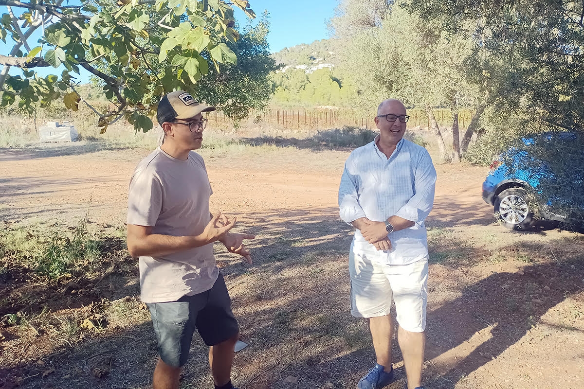 Coster d'En Sala. Where 'Local' also means 'Mediterranean'