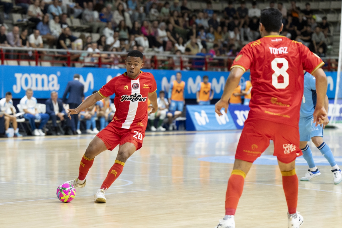 El líder Jimbee Cartagena rescata un punto al final para seguir invicto