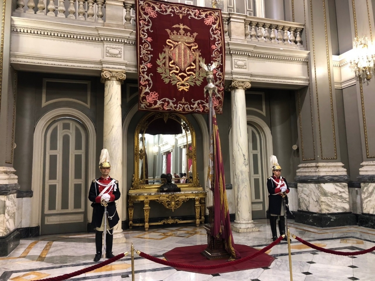 Catalá confirma la suspensión de la Procesión Cívica y la Senyera vuelve al museo
