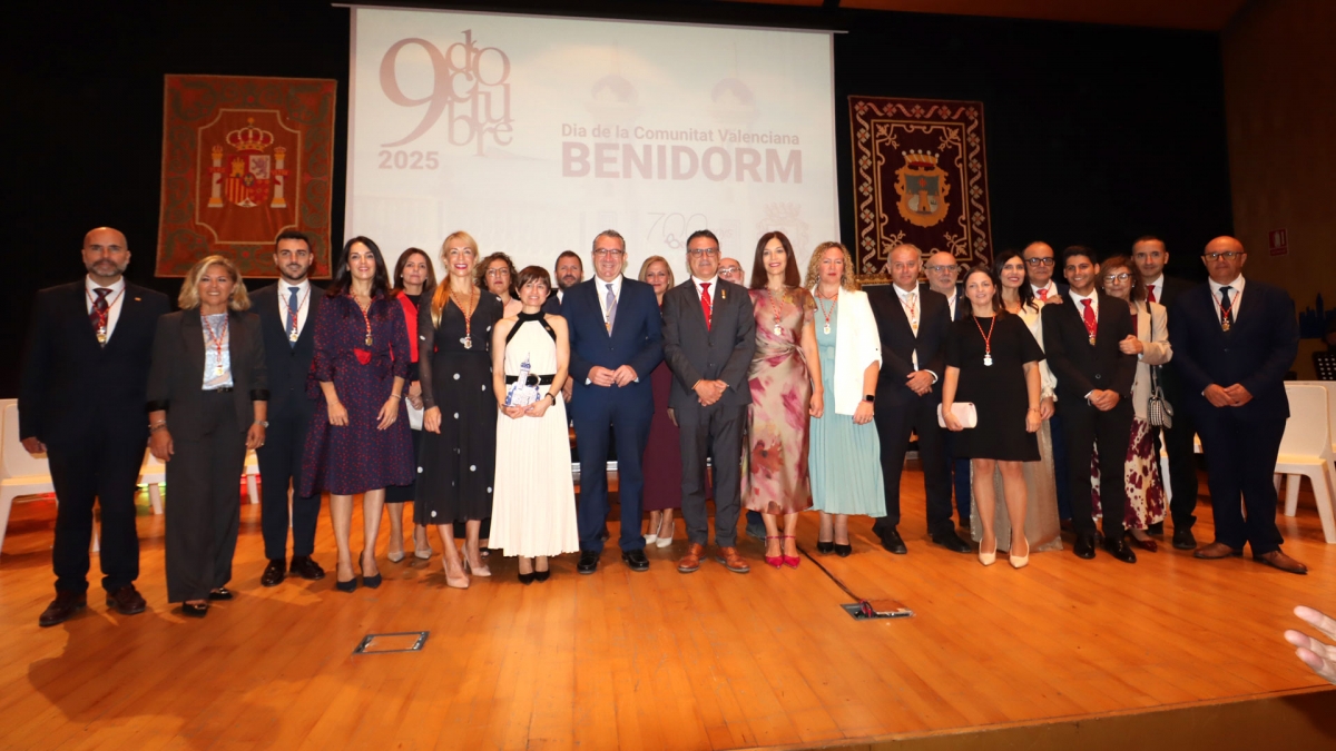 Toni Pérez reclama “una solución urgente” a la infrafinanciación de la Comunitat en el acto del 9 d’Octubre