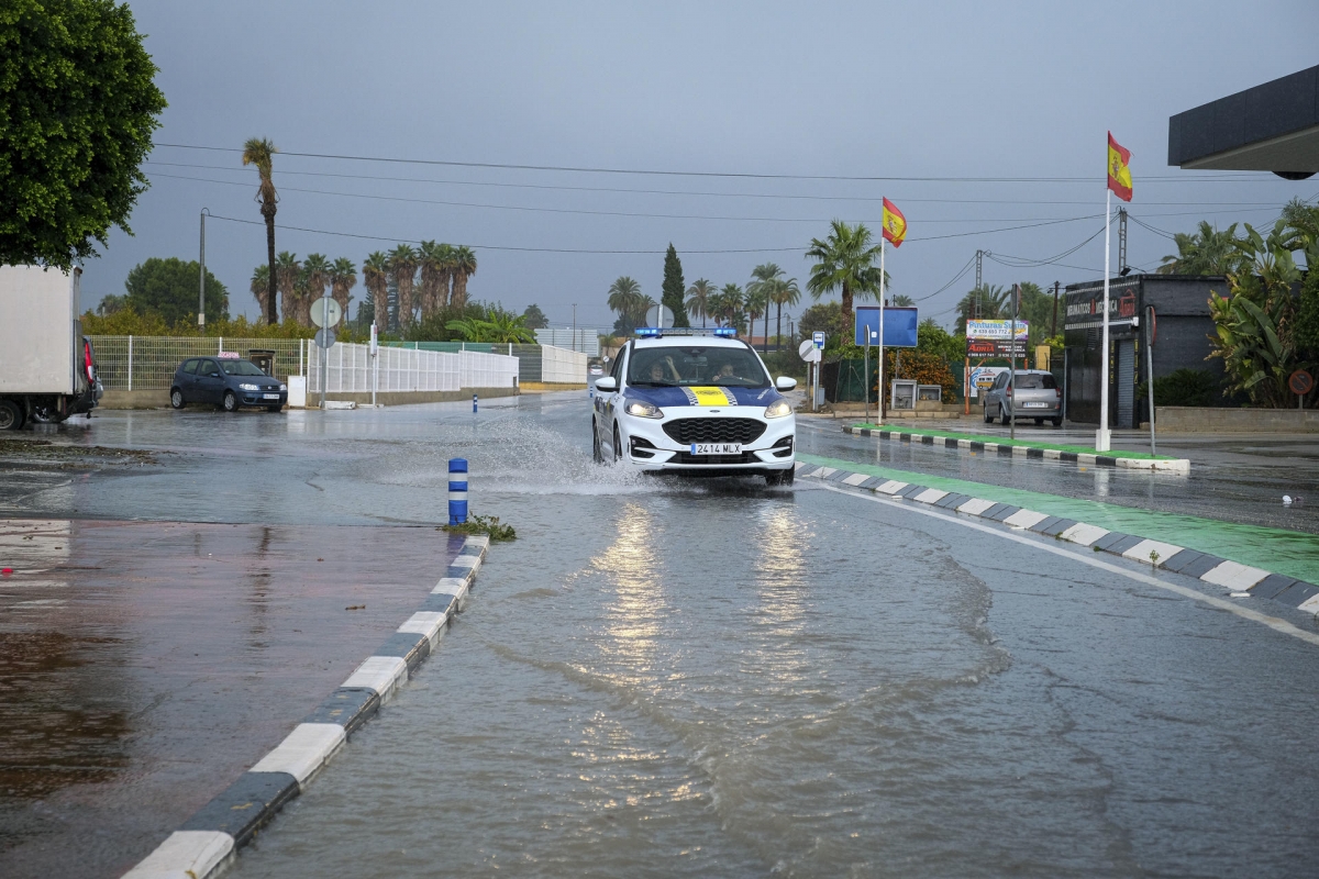 Alerta roja en Alicante: la actividad presencial, clases y los festivales de música, suspendidos