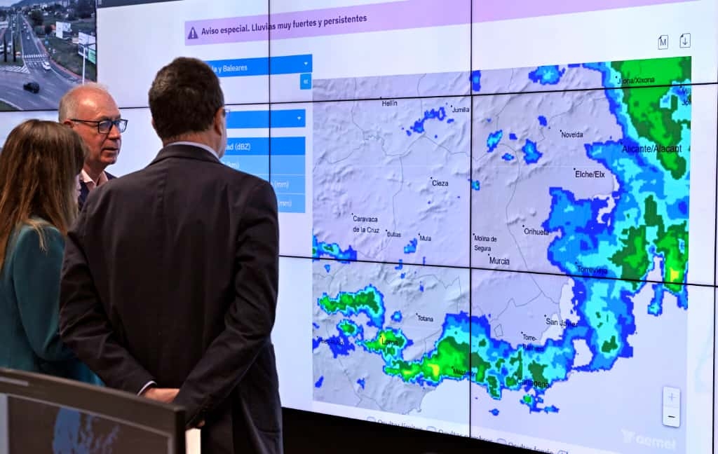Sala de mapas de Murcia, supervisada por el alcalde José Ballesta.