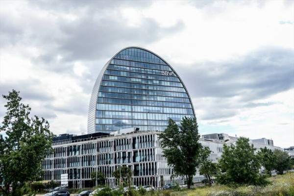 BBVA avisa a inversores de EEUU del rechazo de Cuerpo a la opa, pero considera remoto un bloqueo