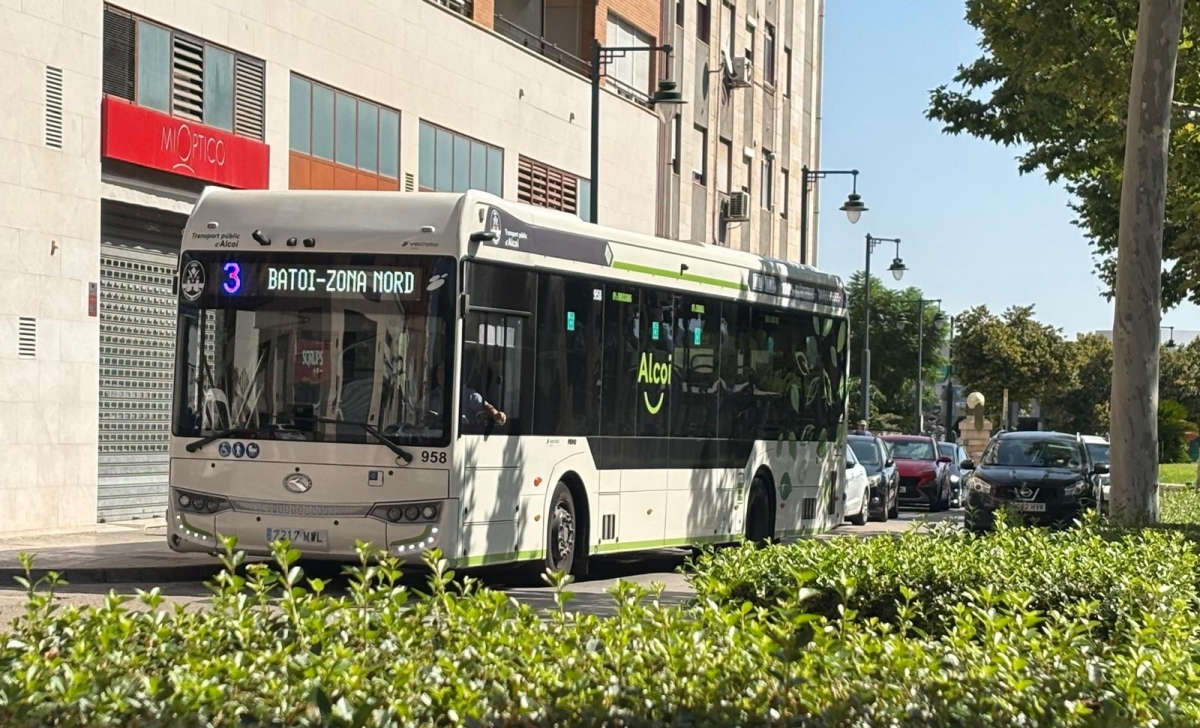Alcoy licitará el servicio de bus urbano por 10 años sin prórrogas: el contrato asciende a 38,8 millones