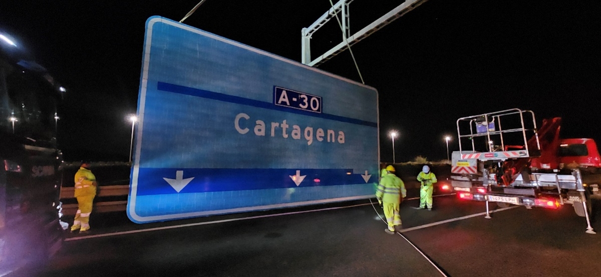 El Ministerio adjudica por 16,4 millones el mantenimiento de 122 km de dos autovías y cinco carreteras en la Región de Murcia
