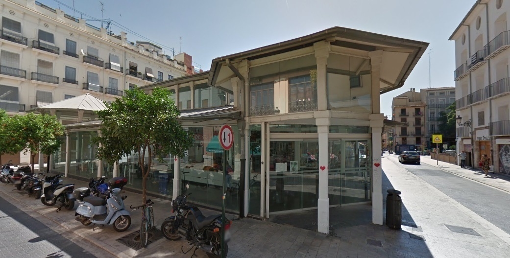 El mercado de Mossén Sorell acogerá eventos fuera del horario comercial y mesas para degustar productos