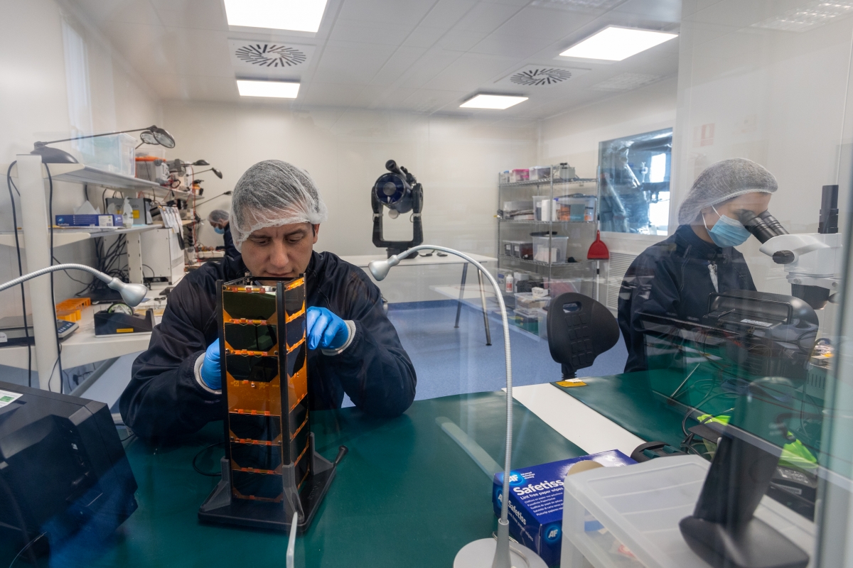 La Agencia Espacial Europea repite en Elche: una semana de congreso sobre computadores para naves