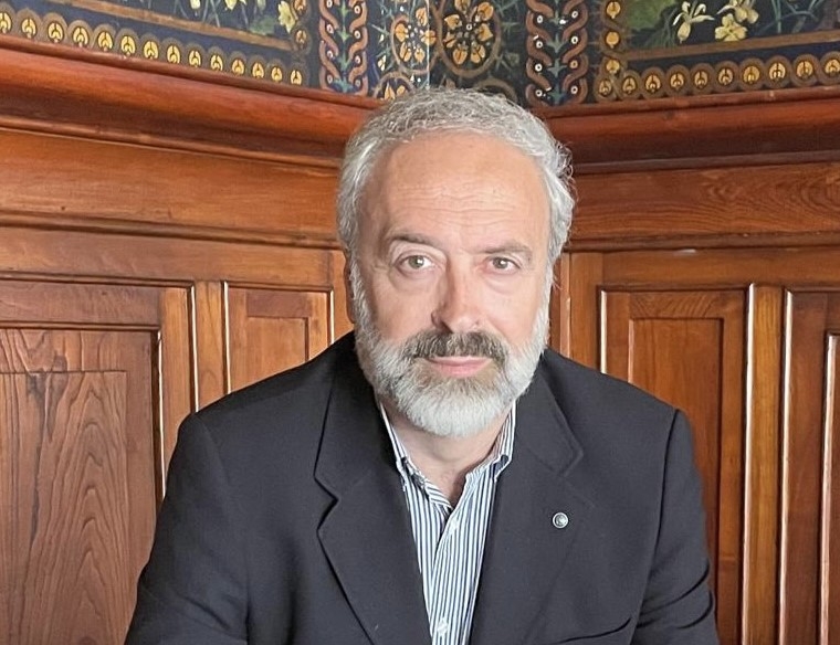 Miguel Brotóns, el alicantino que le ha dedicado una marcha militar a Leonor de Borbón: 