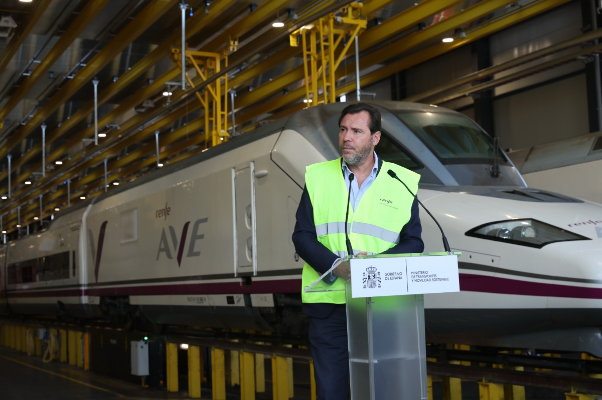 El ministro Puente anuncia que Murcia tendrá un nuevo taller de Renfe en 2027 por 40 millones de euros