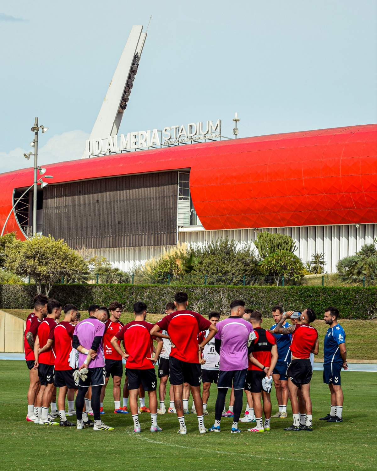 El Eldense quiere ganar en Marbella su primer partido como visitante del curso