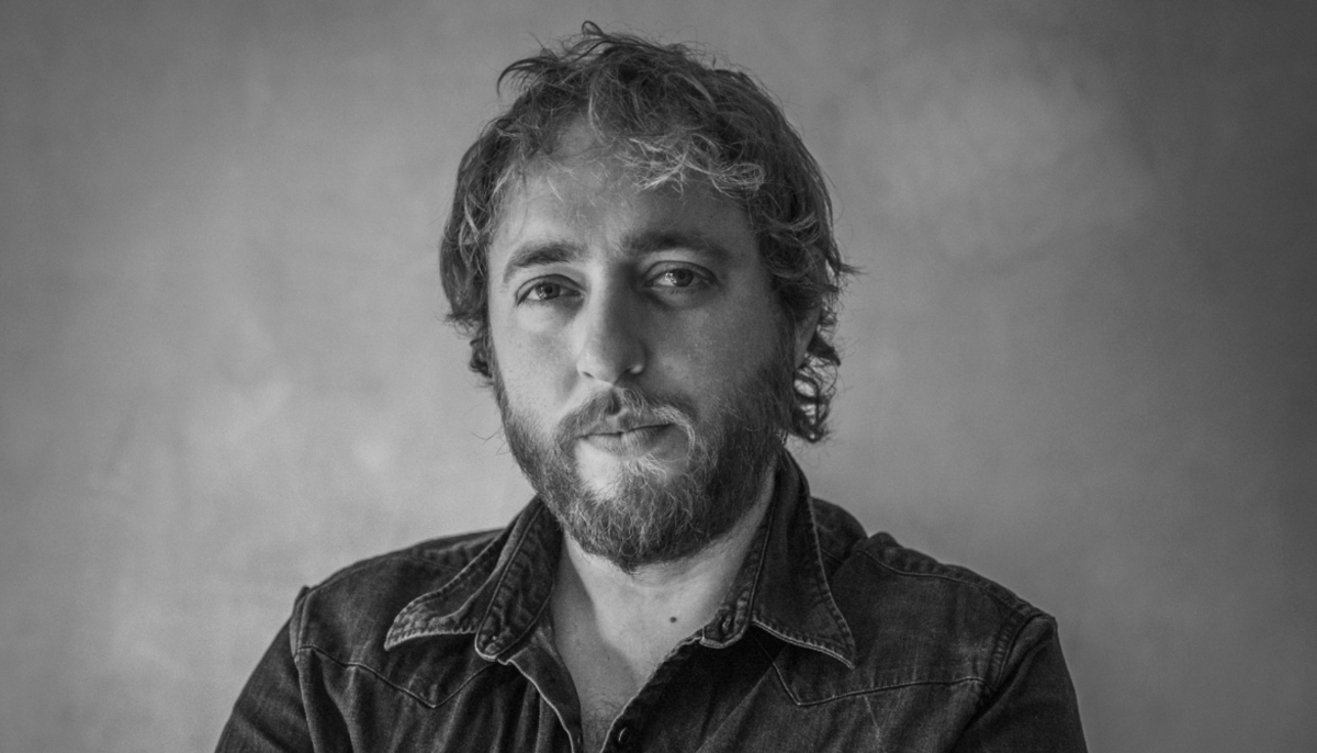 Santi Palacios: “La fotografía nace con vocación de perdurar, aunque caduque cada medianoche”