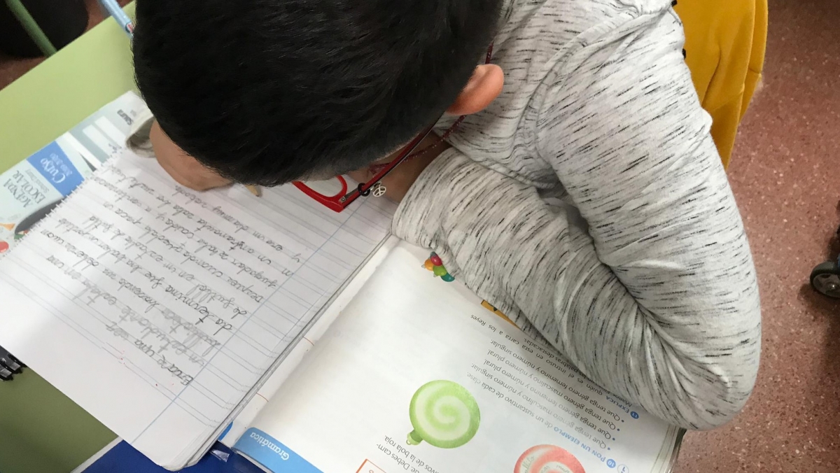 Los colegios afectados por la Dana se preparan para volver a la normalidad este lunes