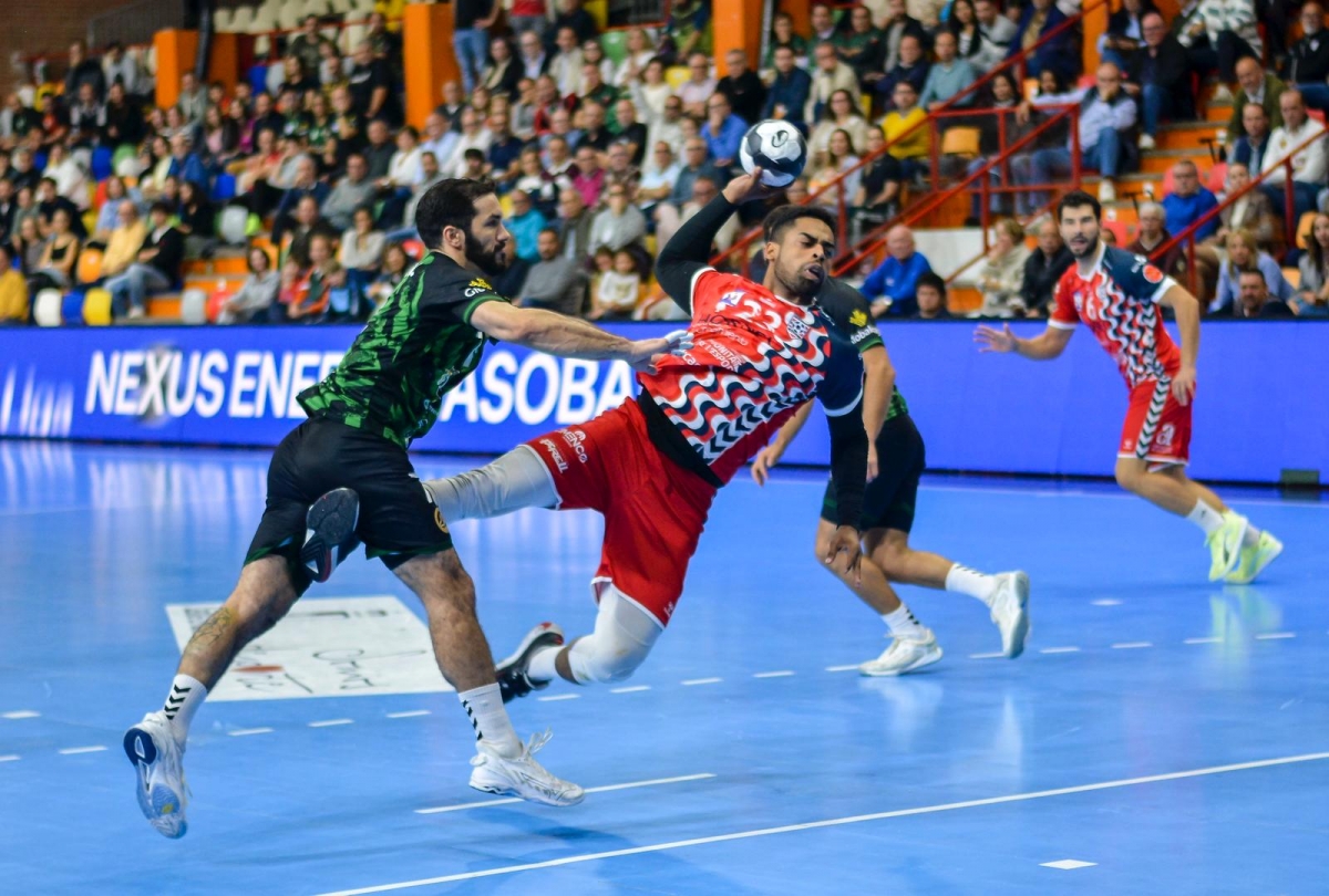 El REBI Cuenca pasa por encima del Horneo Eón Alicante