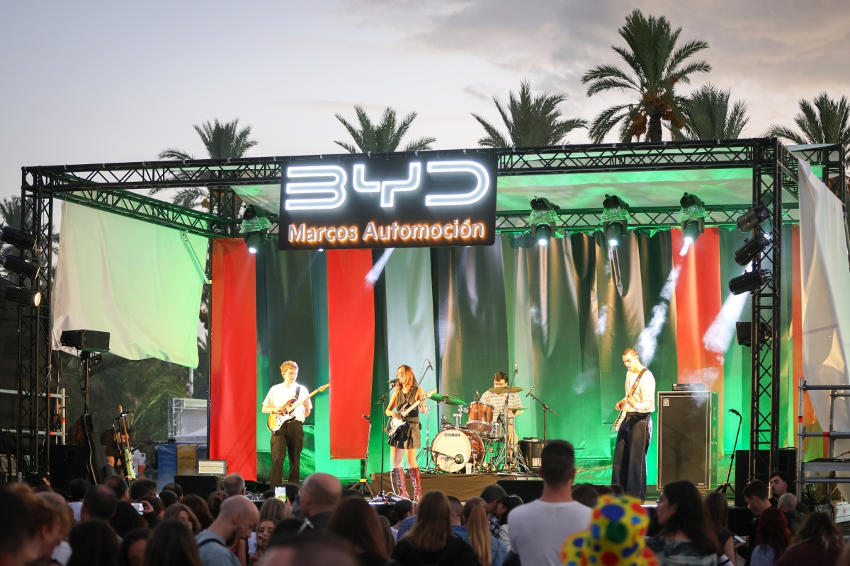 La cantautora bilbaína Maren en Elche.