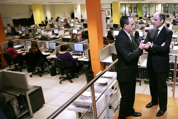 Los empleados de HP Valencia piden que al menos les despidan con un ERE tras registrar 233 salidas