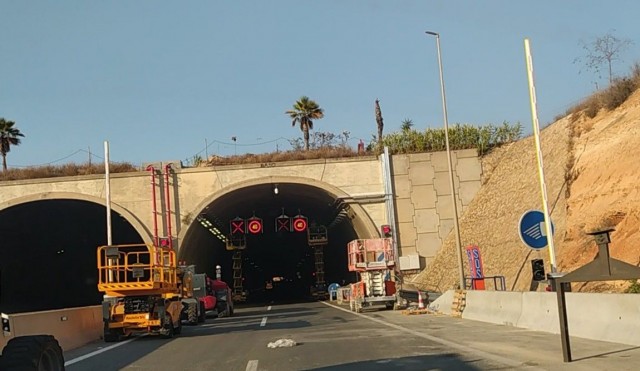 La lluvia obliga a cortar el túnel de la AP-7 en Pilar de Horadada, en dirección Cartagena