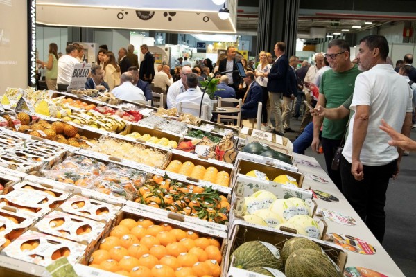 La fruta española enfoca a China y Arabia Saudí en su búsqueda de mercados fuera de la UE