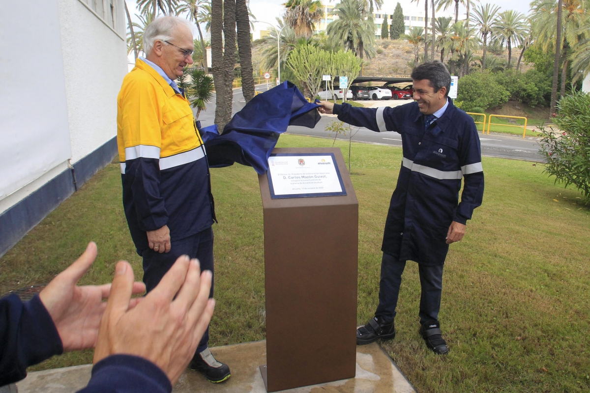 Mazón plantea a Aludium que utilice el puerto de Alicante para las exportaciones