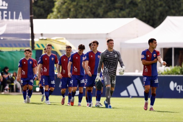 La dinámica negativa del Eldense marca la llegada de la nueva propiedad al club