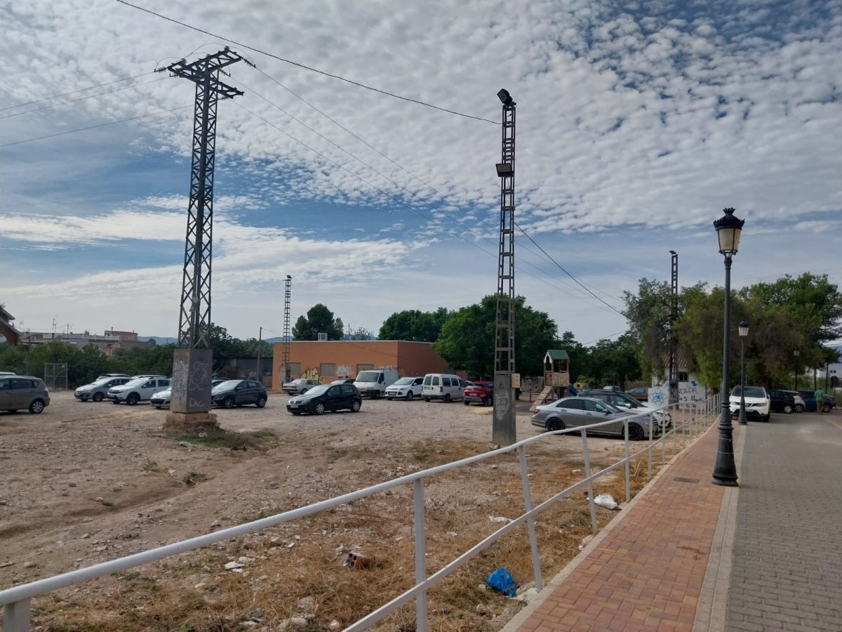 Molina de Segura ultima la compra de una parcela para construir un aparcamiento disuasorio en el Barrio de Santa Rita