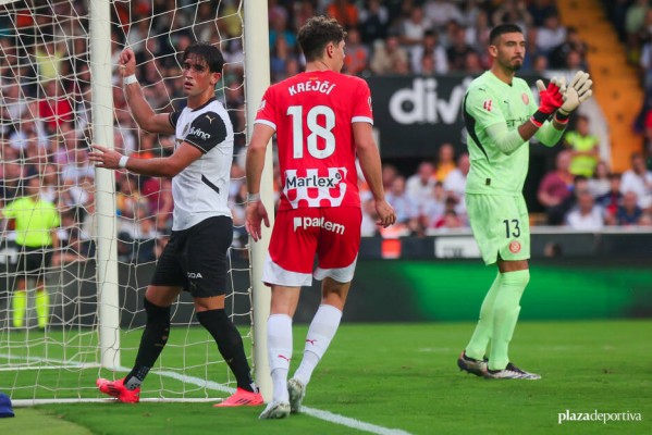 El Valencia sumará más puntos que el año pasado ante los mismos rivales si gana a Osasuna
