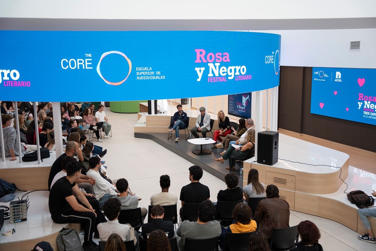 The Core colabora en el II Festival Literario Rosa y Negro reforzando su apuesta por la escritura 