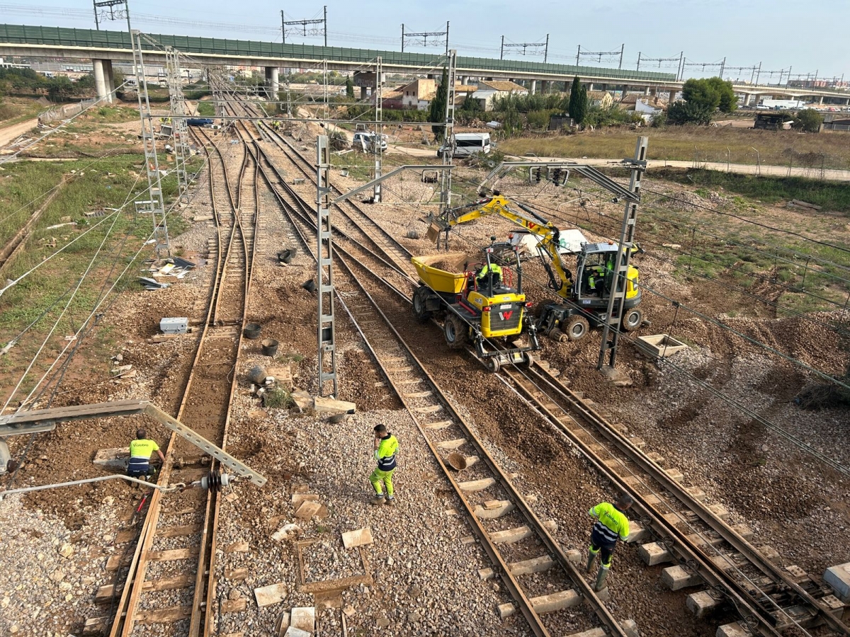 Obras de emergencia de la Generalitat tras la Dana del 29 de octubre. - Foto: GVA Obras de emergencia de la Generalitat tras la Dana del 29 de octubre.