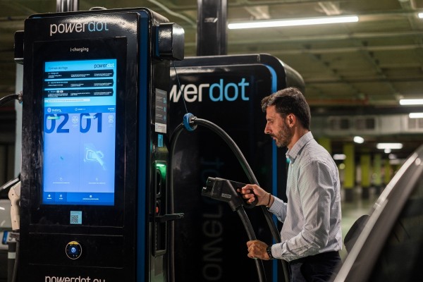Powerdot proyecta en l'Aljub de Elche la estación de cargardores eléctricos más grande de la Comunitat 