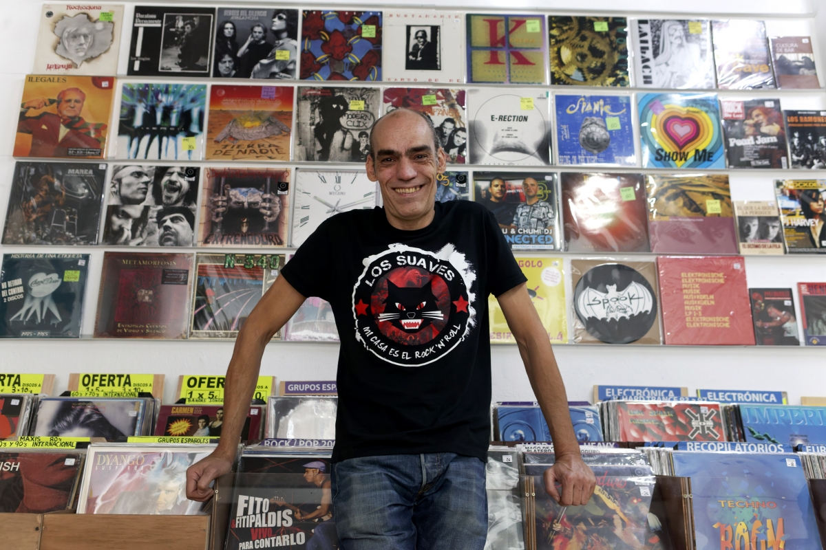 El resurgir de la música en formato físico: Arpegio revive la tradición de las tiendas de discos en Castelló